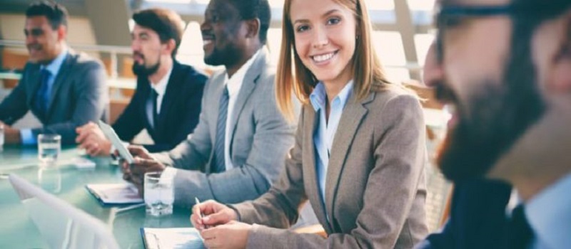 المهارات المتخصصة للسكرتارية التنفيذية في إدارة وتنظيم الأعمال