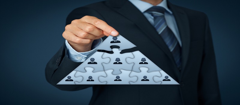 إعداد استراتيجيات وخطط تدريب وتطوير الموارد البشرية