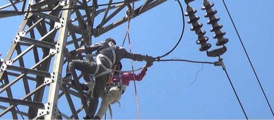 صيانة الشبكات الكهربائية وخطوط الجهد العالي